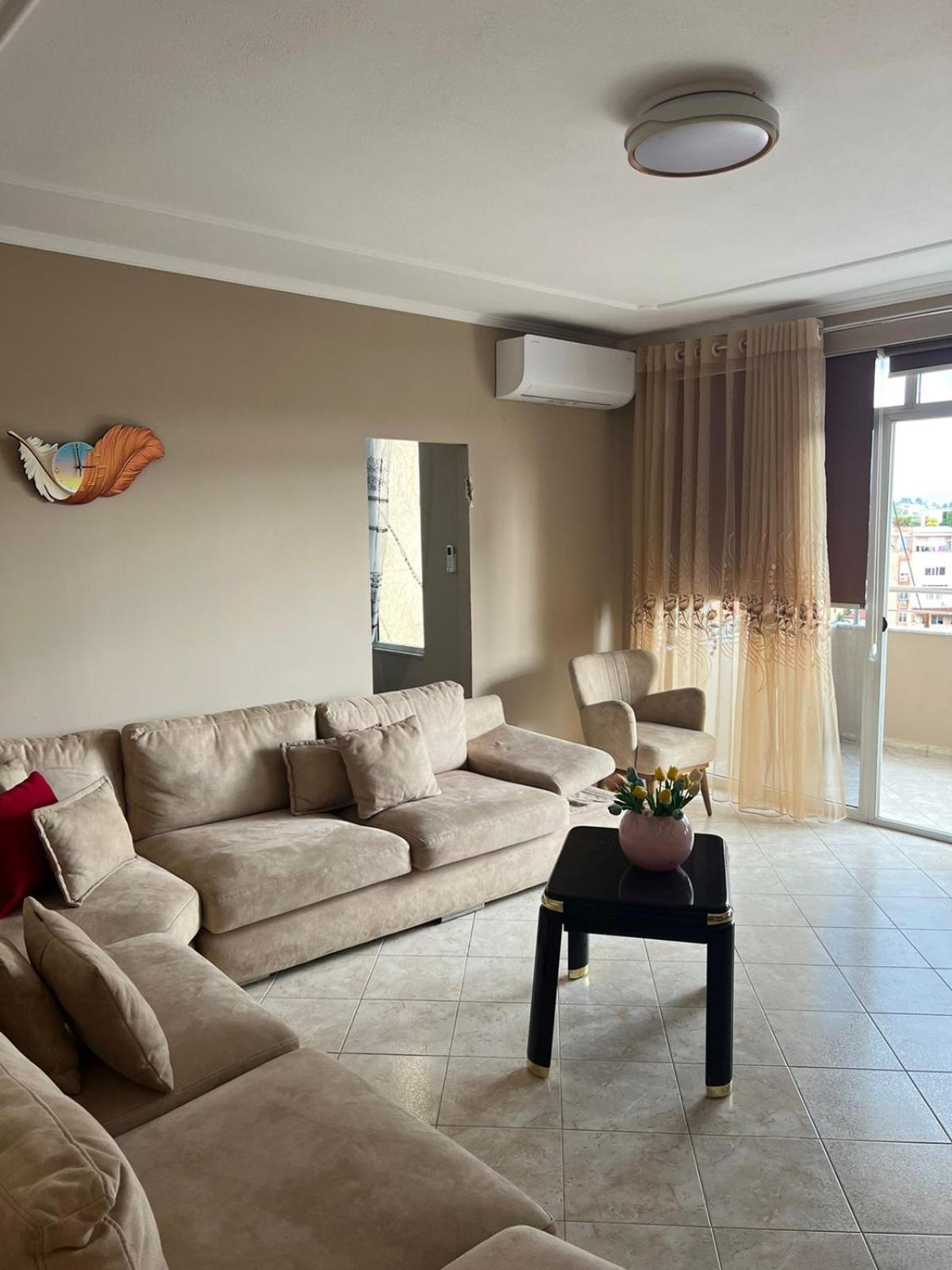 Center View Apartament * Tirana